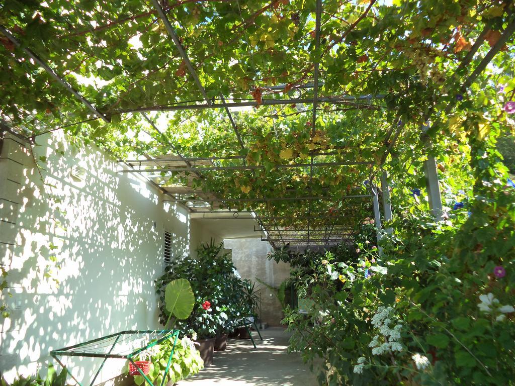 Apartments Micic Hvar Town Exterior foto